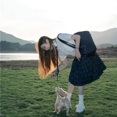 史前的女人们